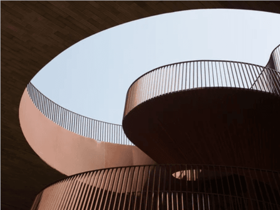 Ставка по налогу на имущество зависит от площади здания, а не помещения